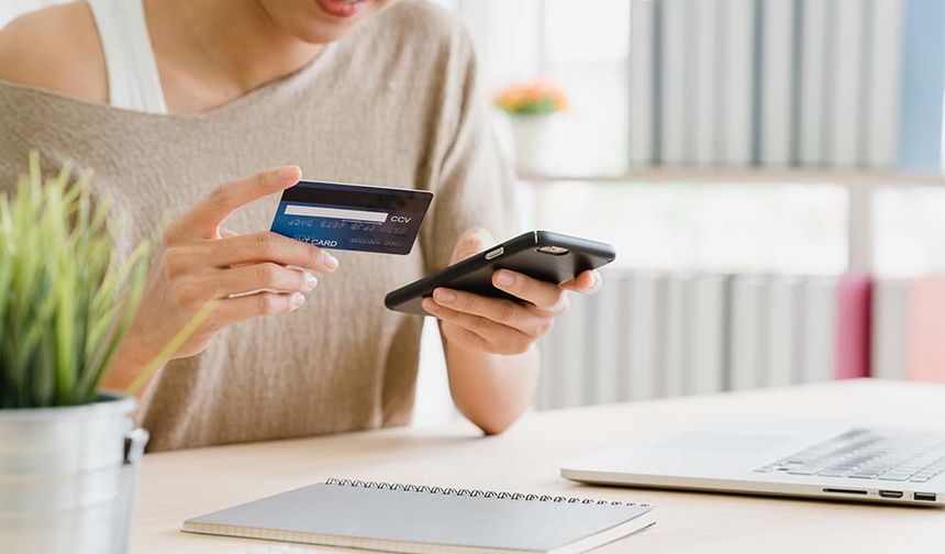 KOBİ’ler İçin Dijital Ödeme Seçenekleri: Sanal POS mu, Linkle Ödeme mi?
